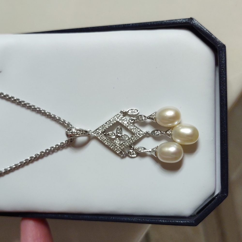 14kt white gold necklace with diamond and pearl drop pendant and earring… - Picture 5 of 14